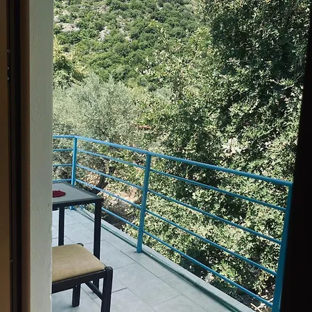 Olive Nest Bunec Bed & Breakfast *